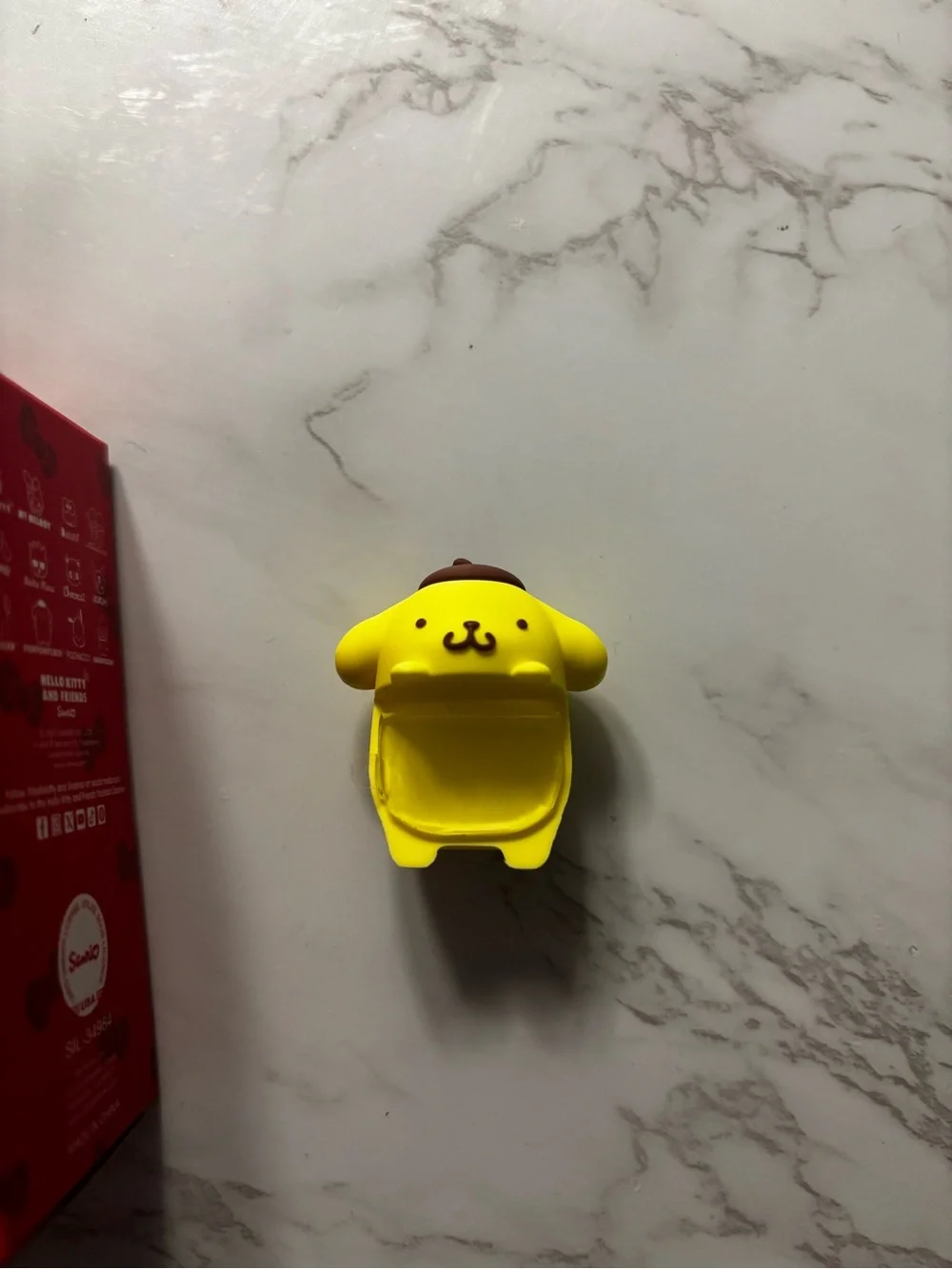 Sanrio Yellow Pompompurin Phone Charm Peeker